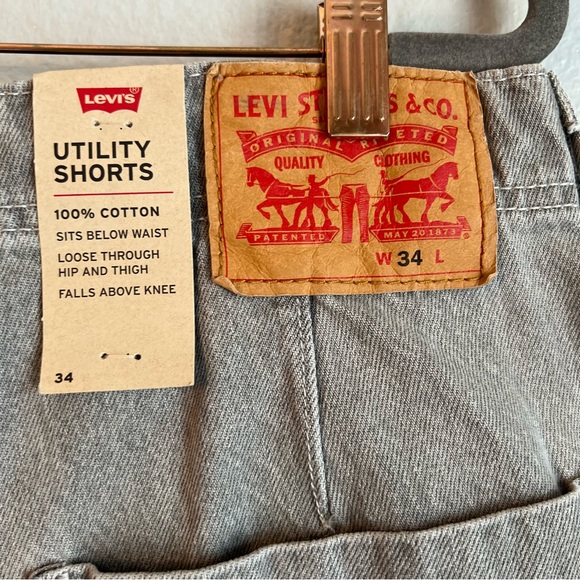 Levi’s Utility Shorts - Picture 3 of 7